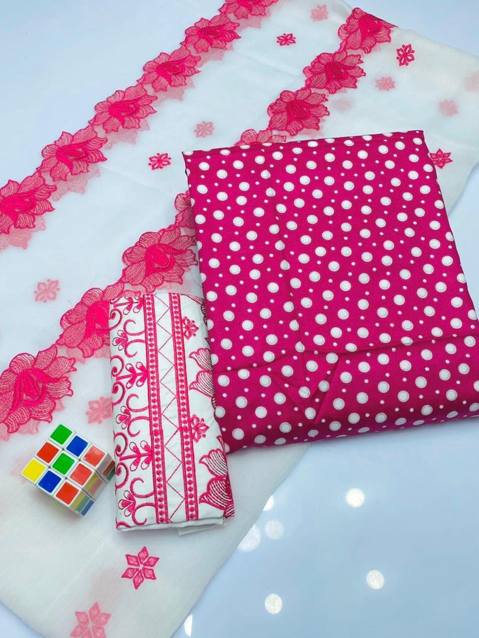 Premium Cut Work Polka Dots Lawn Cotton 3 Piece Suit | Heavy Embroidered Chiffon Dupatta - Image 4