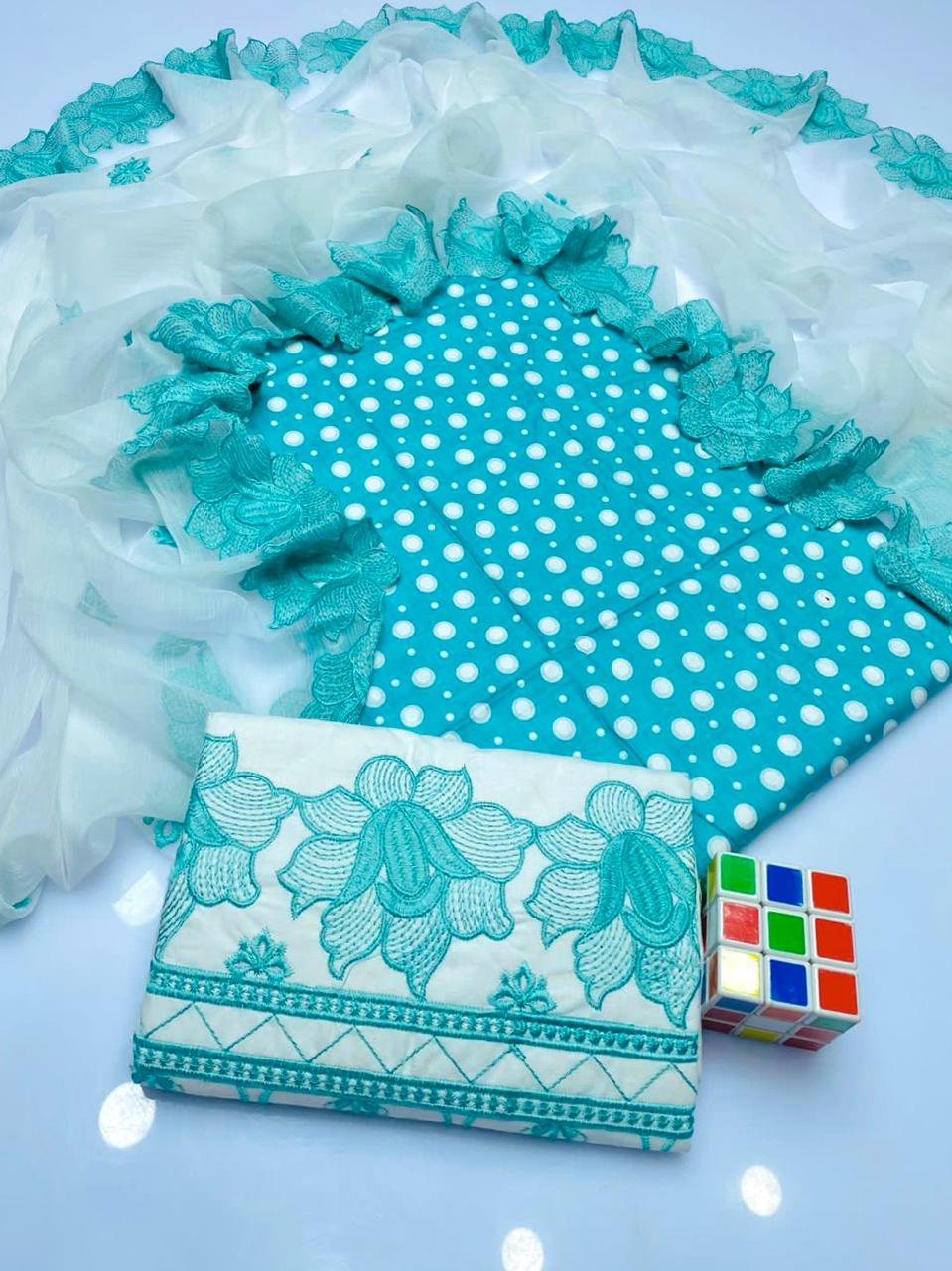 Premium Cut Work Polka Dots Lawn Cotton 3 Piece Suit | Heavy Embroidered Chiffon Dupatta - Image 5