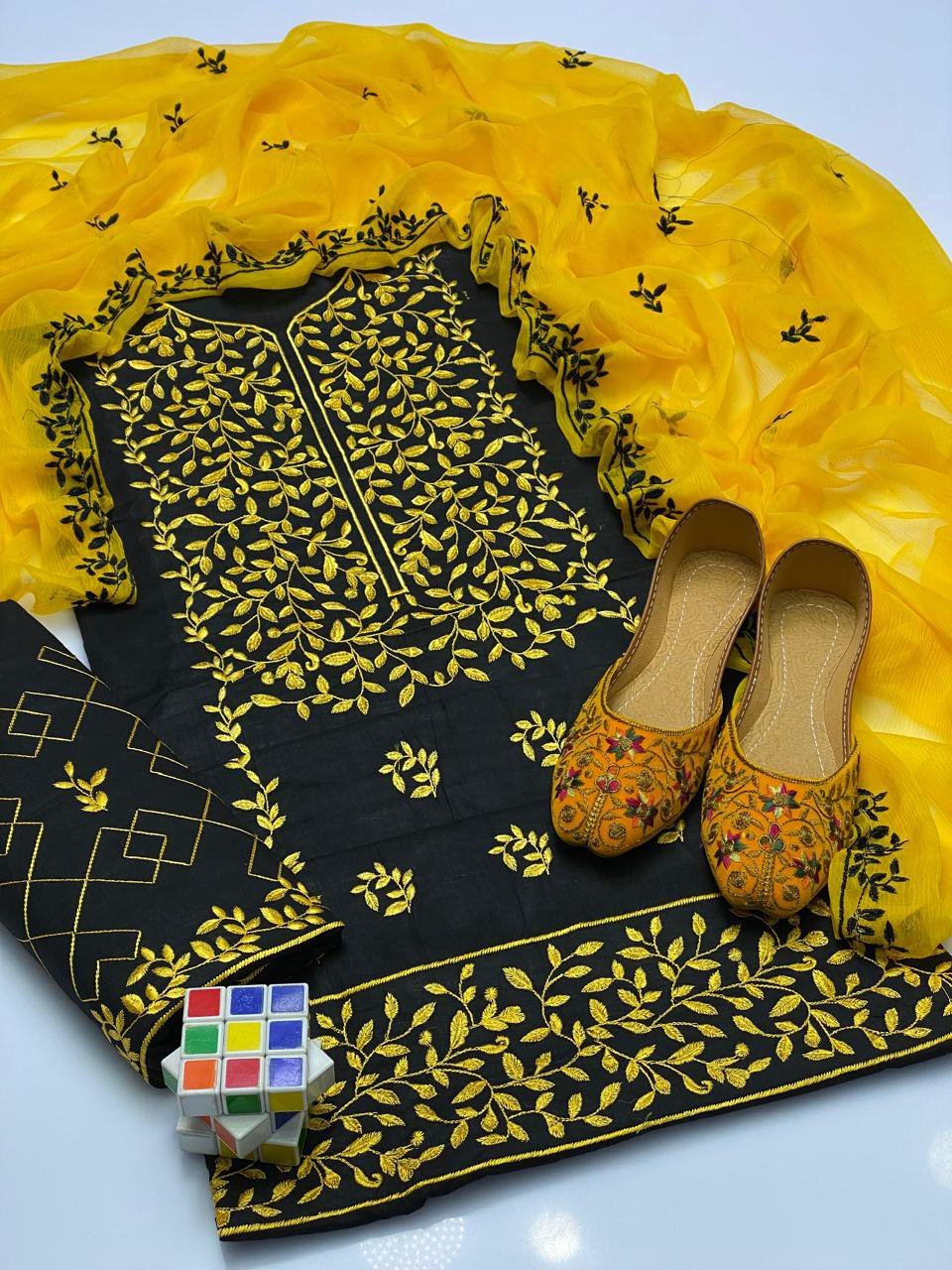 Bareeze Black & Yellow Lawn 3PC Suit | Full Embroidery with Chiffon Dupatta