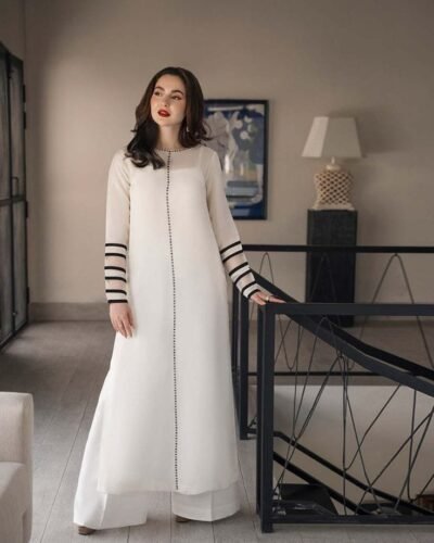 Hania Amir Inspired Organza Eid Dress 2026 with Applique Work & Kattan Silk | HiZo Collection